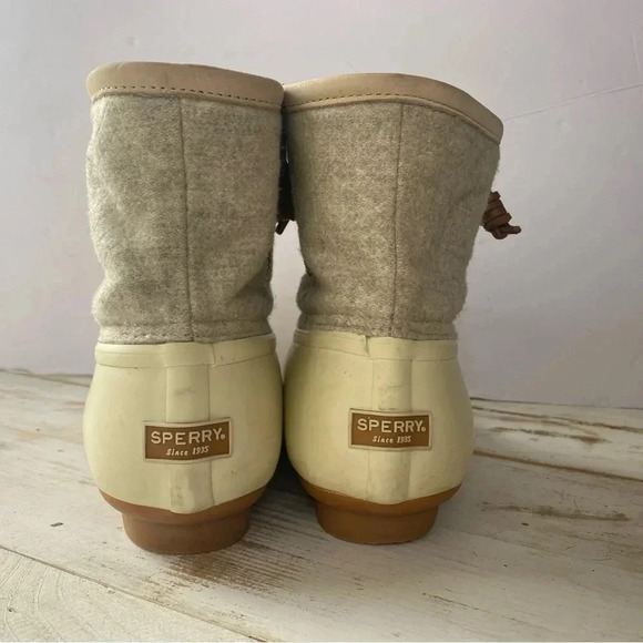SPERRY Women’s Saltwater Wool Embossed Duck Boot waterproof sz 8.5 warm EUC - Picture 5 of 11
